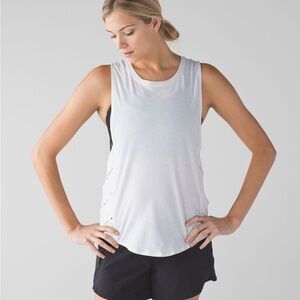 Lululemon Var-City Criss Cross Side Tank Light Gray Top Shirt Sleeveless Yoga